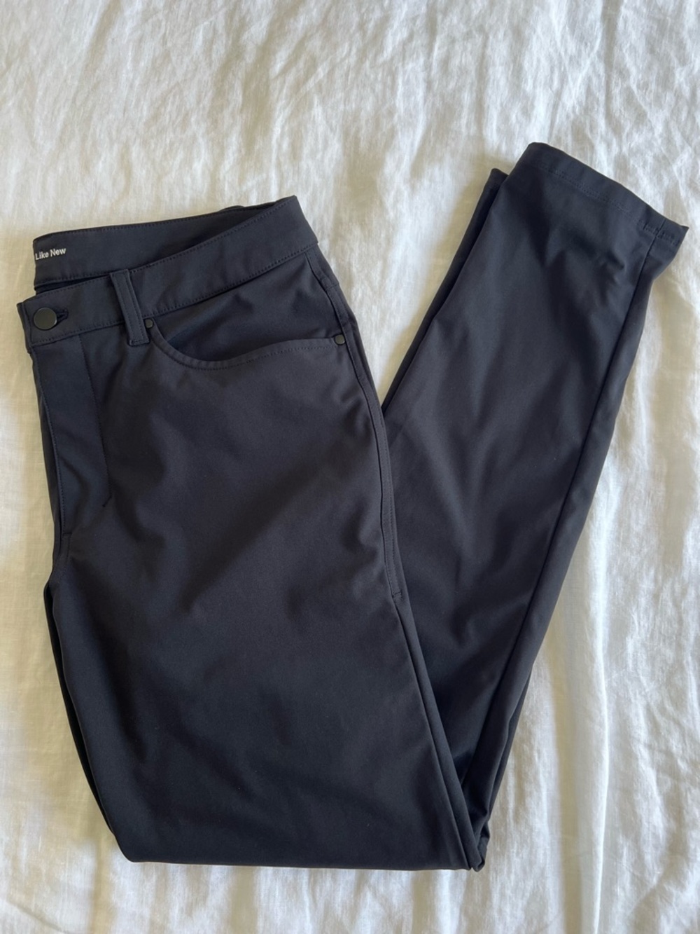 Lululemon Black Like New Pants - Size 31